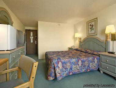 Hotel Super 8 By Wyndham Willmar Extérieur photo